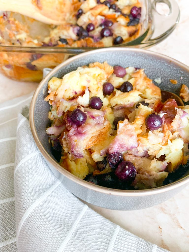how to make croissant blueberry bread pudding