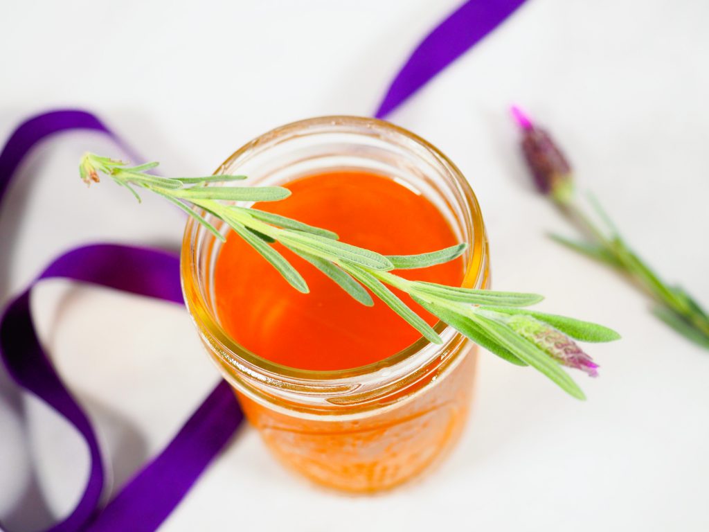simple syrup with lavender leaves