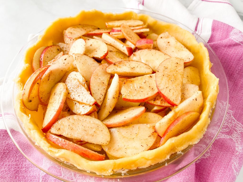 vegan apple pie spiced apple filling