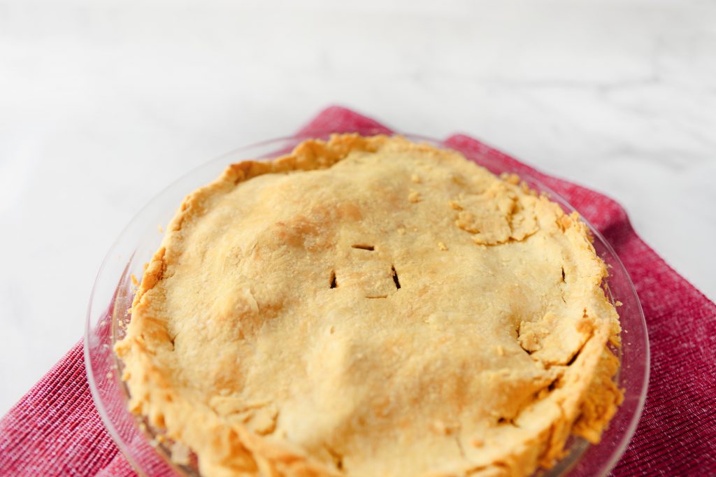 rustic crust on vegan apple pie