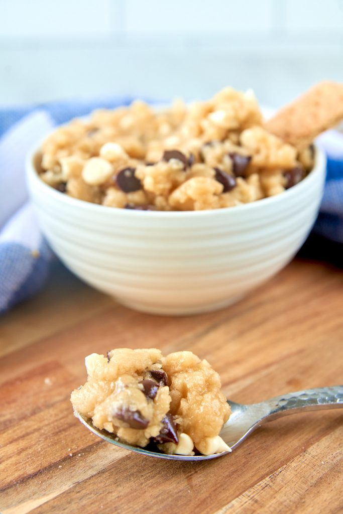 vegan cookie dough in serving tray and on spoon