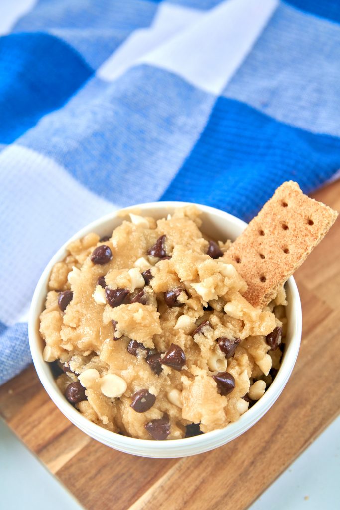bowl of edible cookie dough with no animal products