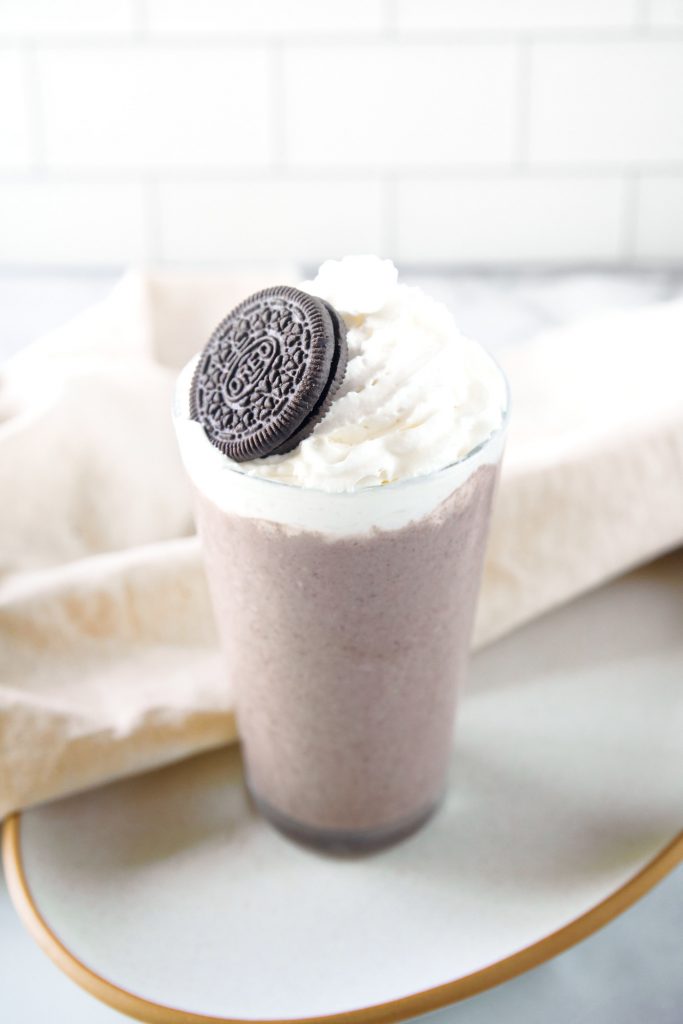 vegan oreo milkshake with oreos on it