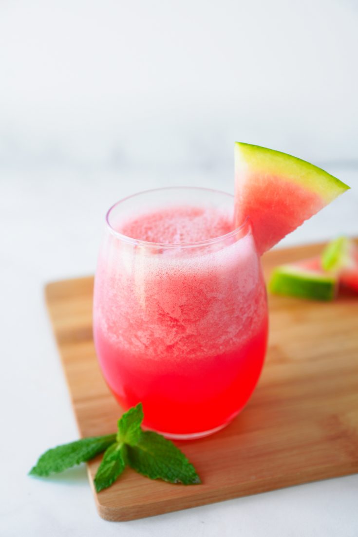 easy watermelon smoothie recipe with mint