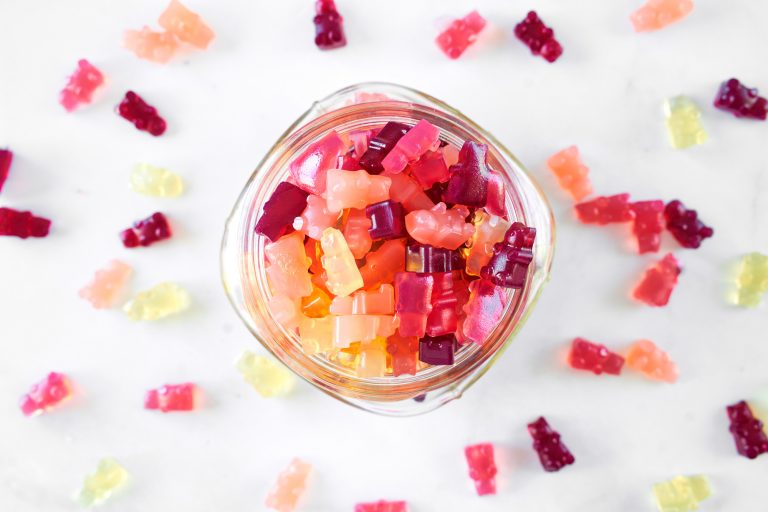 3-Ingredient Vegan Gummy Bears Recipe - Wow, It's Veggie?!