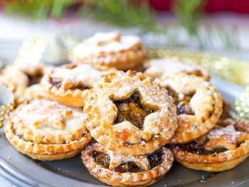 vegan mince pies on a plate